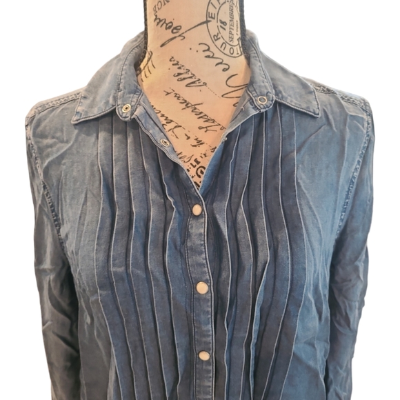 Sundance Sz PS Denim Top - Picture 6 of 6